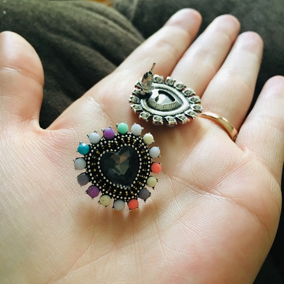 Multicolor Rhinestone Heart Shaped Stud Earrings - Picture 3 of 4